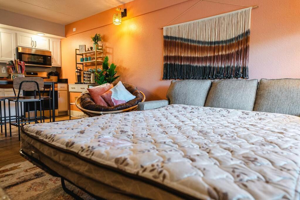 Pet Friendly Boho Condo With Pool--Fitness Center--Next To The Branson Landing--Close To Convention Center And Kanakuk Exterior photo